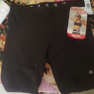 CHAMPION WORK OUT SHORTS
